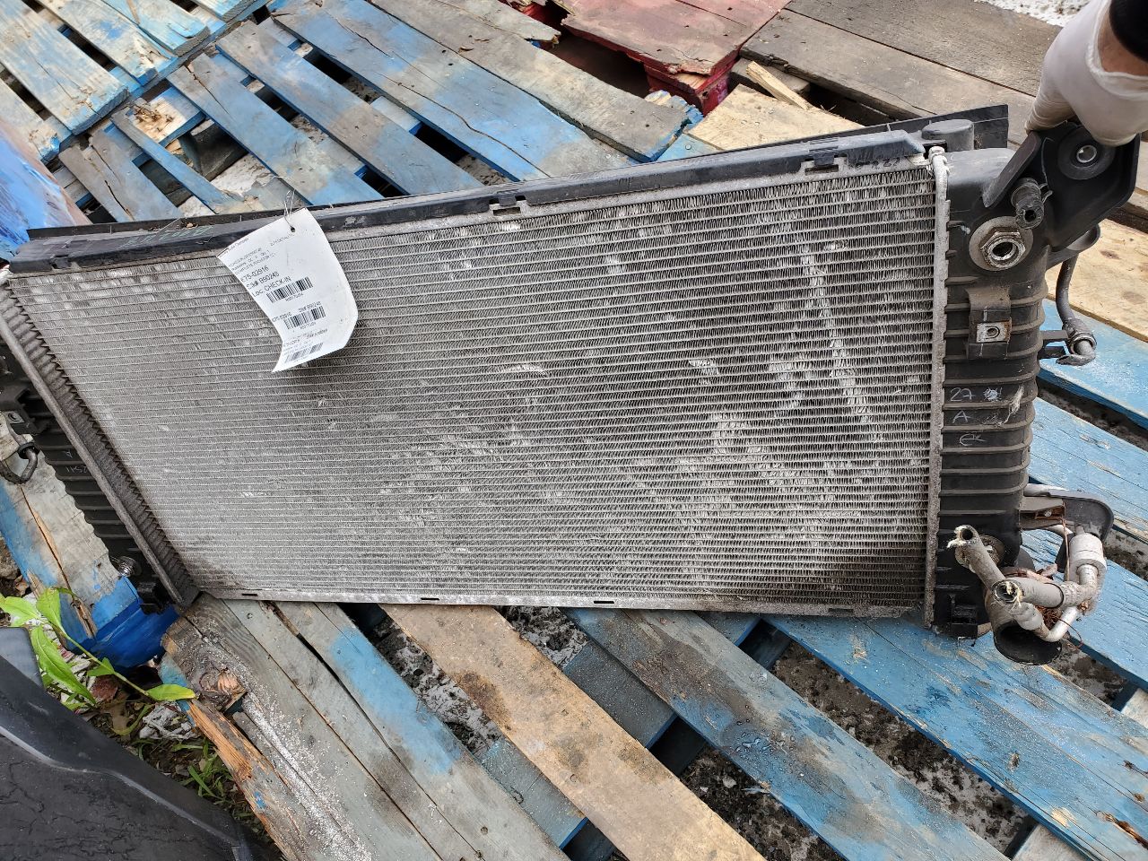 2015 GMC YUKON XL 1500 8cyl Gasoline 6.2 FLEX Radiators - 170494