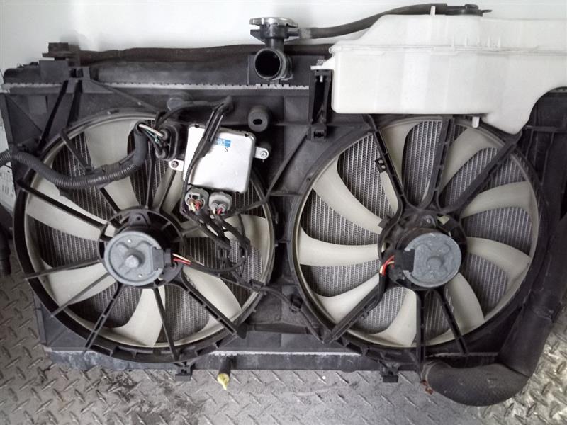 2015 TOYOTA AVALON AC CONDENSER - 17056 — photo 4
