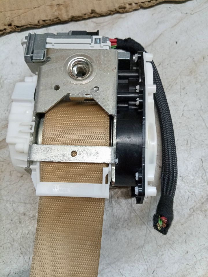 2011 MERCEDES-BENZ ML-CLASS Seat Belt, Front - 170710 — photo 2