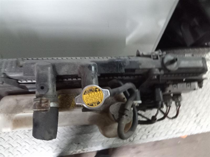 2011 TOYOTA HIGHLANDER AC CONDENSER - 17138 — photo 1