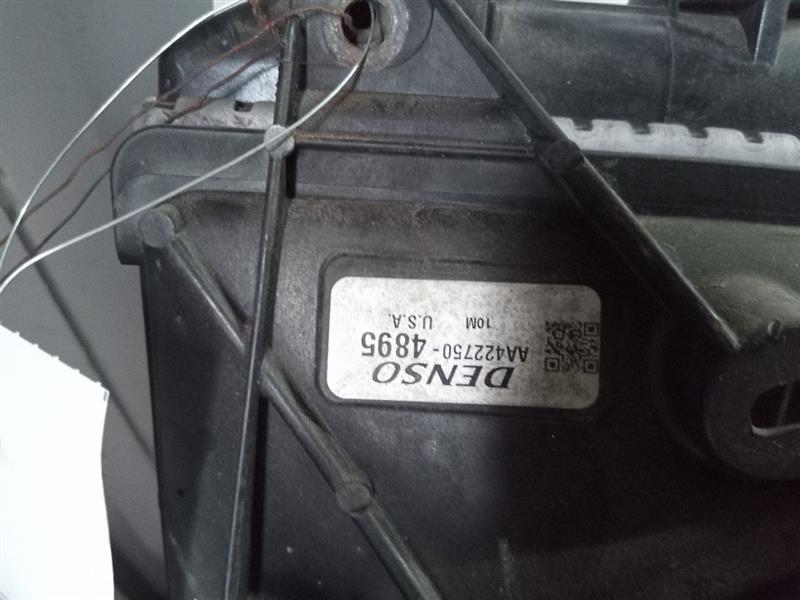 2011 TOYOTA HIGHLANDER AC CONDENSER - 17138 — photo 3