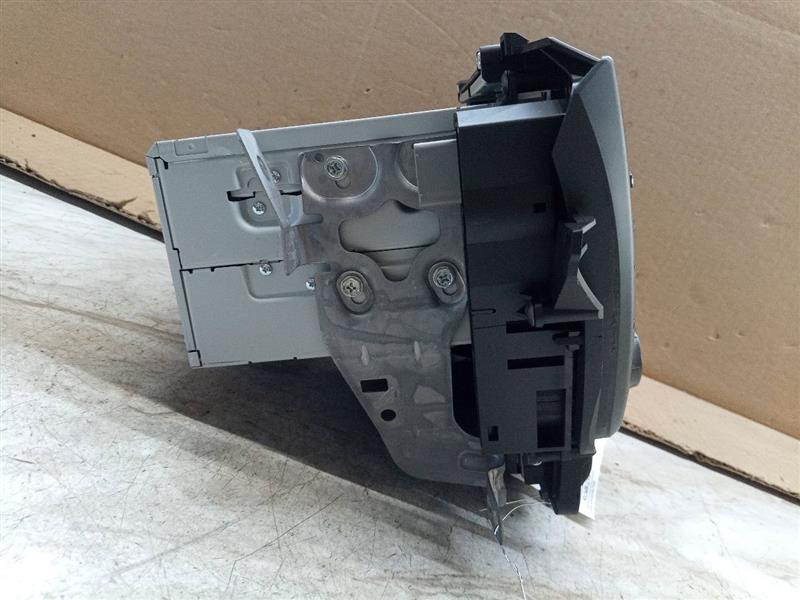 2012 ACURA TL 3.7L 6cyl Gasoline VVT Radio Audio - 171926 — photo 7