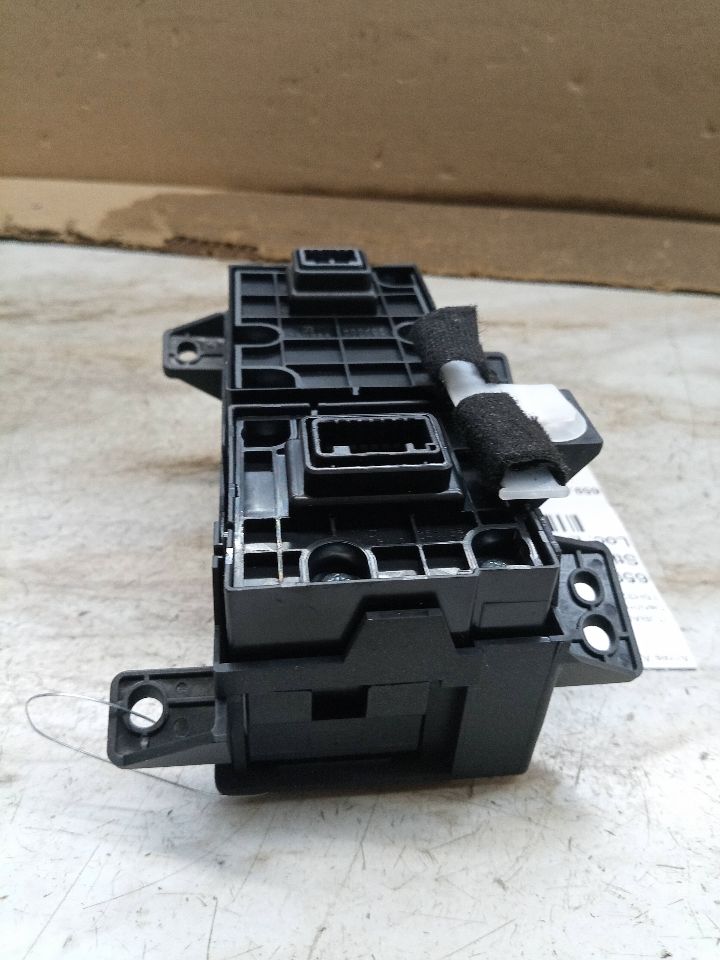 2019 LEXUS NX300 2.0L 4cyl Turbo Gasoline Dsh/Int/Seat Switch - 173273 — photo 6