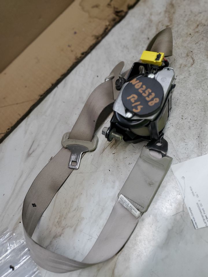 2009 ACURA RDX 2.3L 4cyl Gasoline VVT Seat Belt, Front - 174490 — photo 7