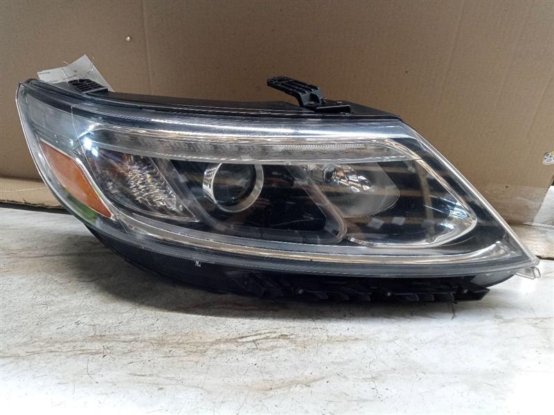 2014 KIA SORENTO 6cyl Gasoline 3.3 Right HEADLAMP ASSEMBLY - 174872 — photo 1