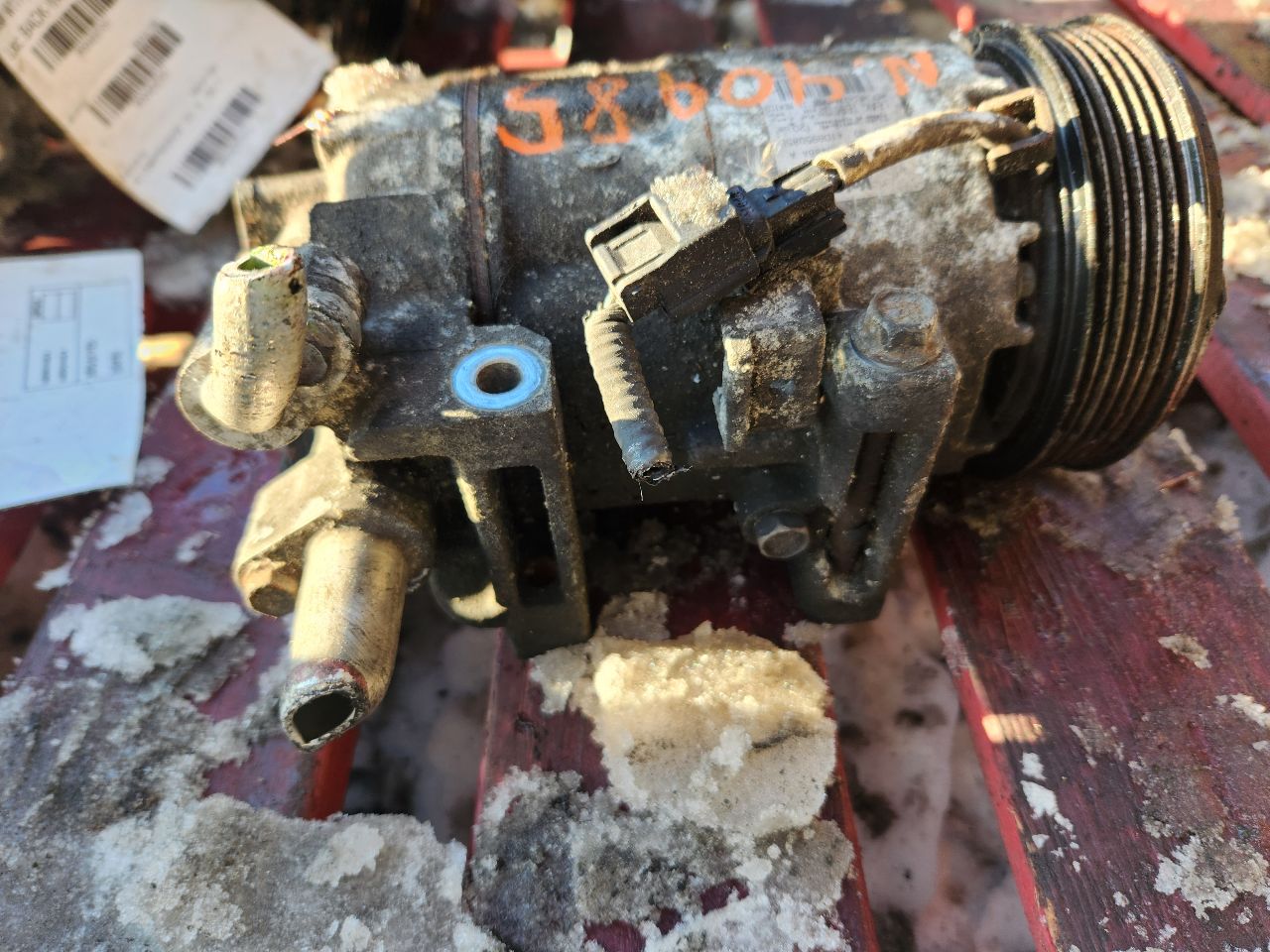 2011 LEXUS CT200H 4cyl Hybrid 1.8 AC COMPRESSOR - 175025 — photo 3