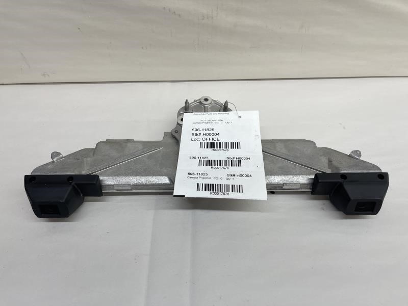 2021 SUBARU XV CROSSTREK Camera Projector - 17576 — photo 1