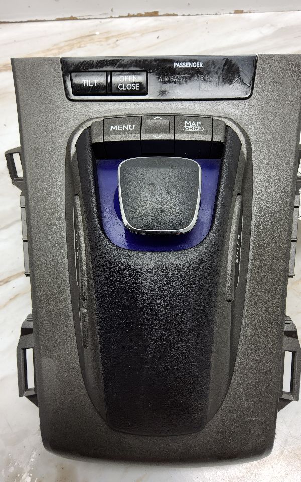 2011 LEXUS HS250H Info-GPS-TV Screen - 17646 — photo 2