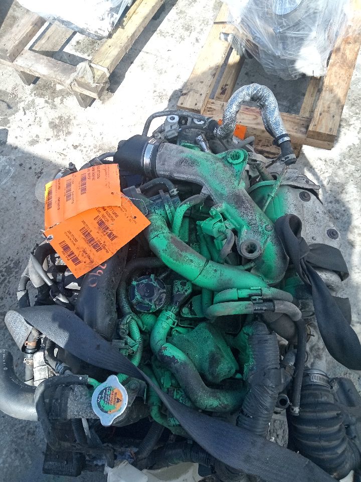 2011 NISSAN JUKE 4cyl Gasoline Turbo 1.6 ENGINE ASSEMBLY - 179746