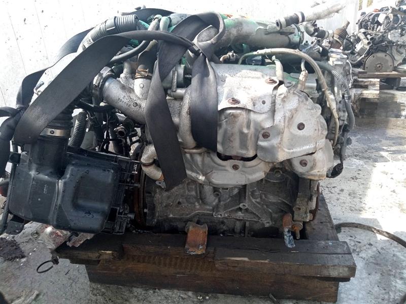 2011 NISSAN JUKE 4cyl Gasoline Turbo 1.6 ENGINE ASSEMBLY - 179746 — photo 4