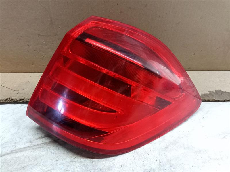 2015 MERCEDES-BENZ GL-CLASS Right TAIL LAMP - 180001