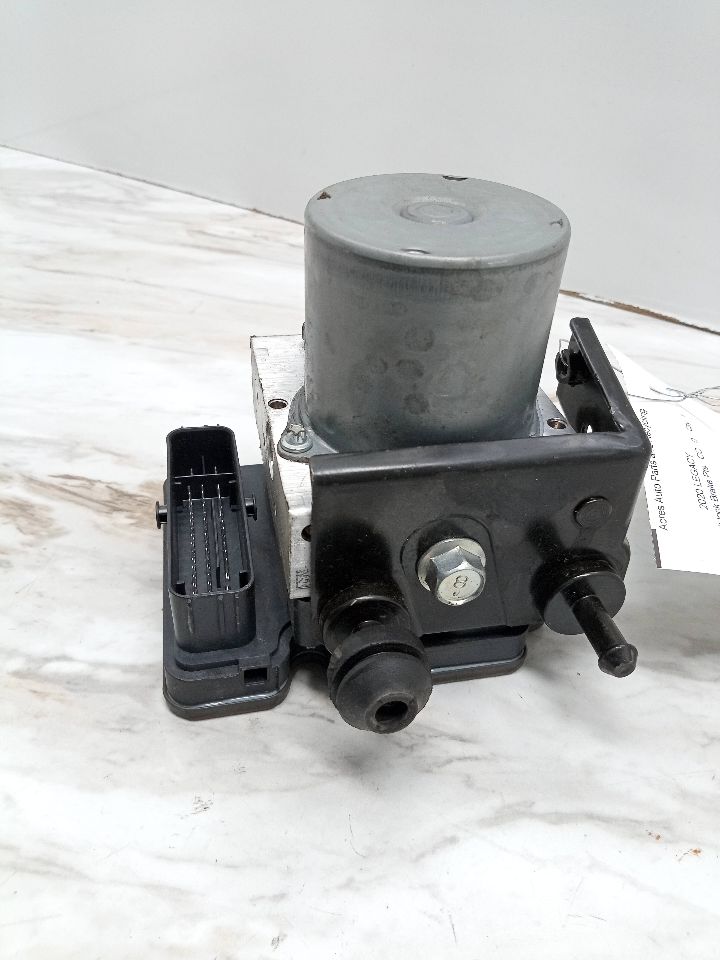 2020 SUBARU LEGACY Anti-lock Brake Pts - 18106 — photo 2