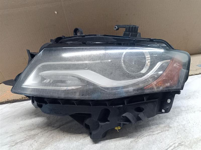 2009 AUDI A4 4cyl Gasoline Turbo 2.0 Left HEADLAMP ASSEMBLY - 181311