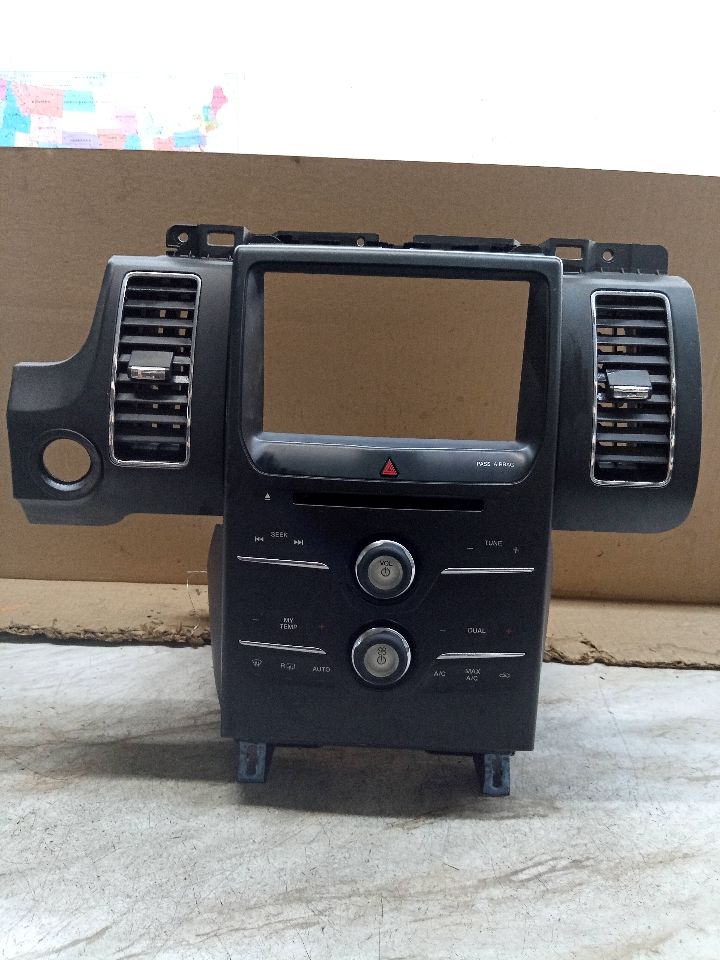 2013 FORD FLEX 6cyl Gasoline 3.5 Radio Audio - 181724