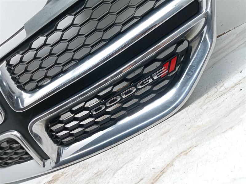 2013 DODGE JOURNEY 4cyl Gasoline 2.4 GRILLE - 182681 — photo 2
