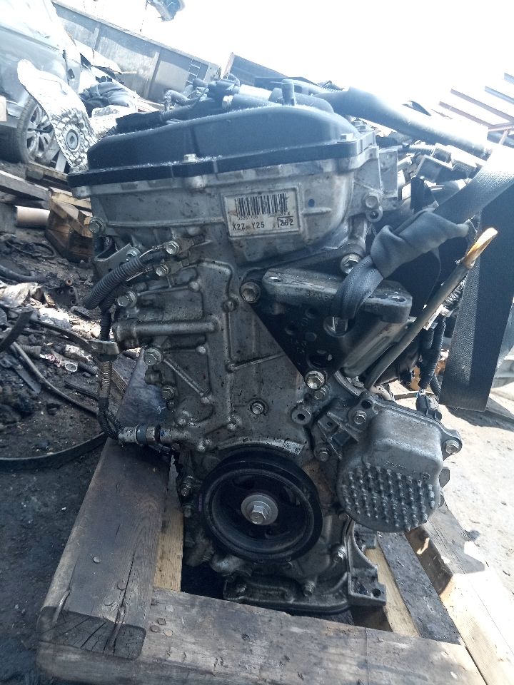 2016 TOYOTA PRIUS 4cyl Hybrid 1.8 ENGINE ASSEMBLY - 182698
