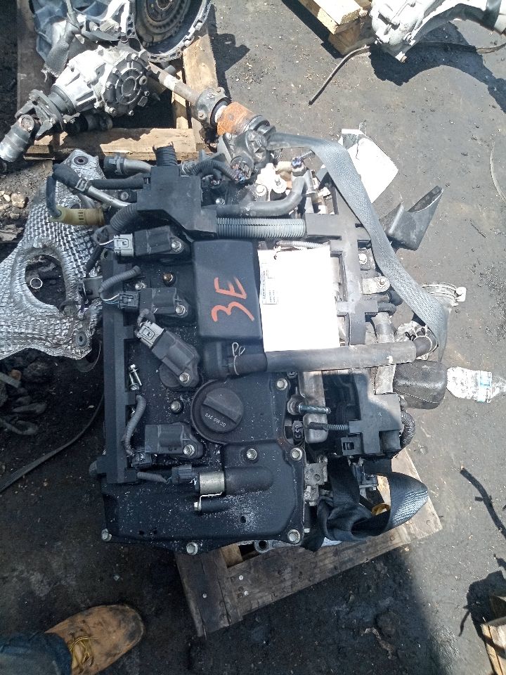 2016 TOYOTA PRIUS 4cyl Hybrid 1.8 ENGINE ASSEMBLY - 182698 — photo 5