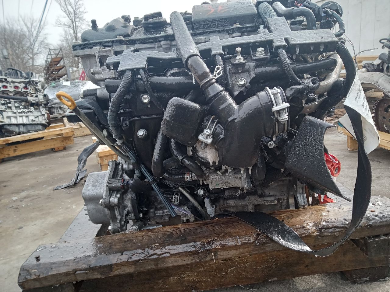 2016 TOYOTA PRIUS 4cyl Hybrid 1.8 ENGINE ASSEMBLY - 182698 — photo 6