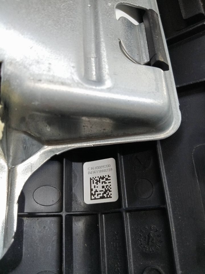2015 BMW 550i GT 8cyl Gasoline Turbo 4.4 Left AIR BAG - 183252 — photo 7