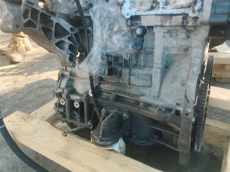 2016 DODGE JOURNEY 4cyl Gasoline 2.4 ENGINE ASSEMBLY - 183780 — photo 3