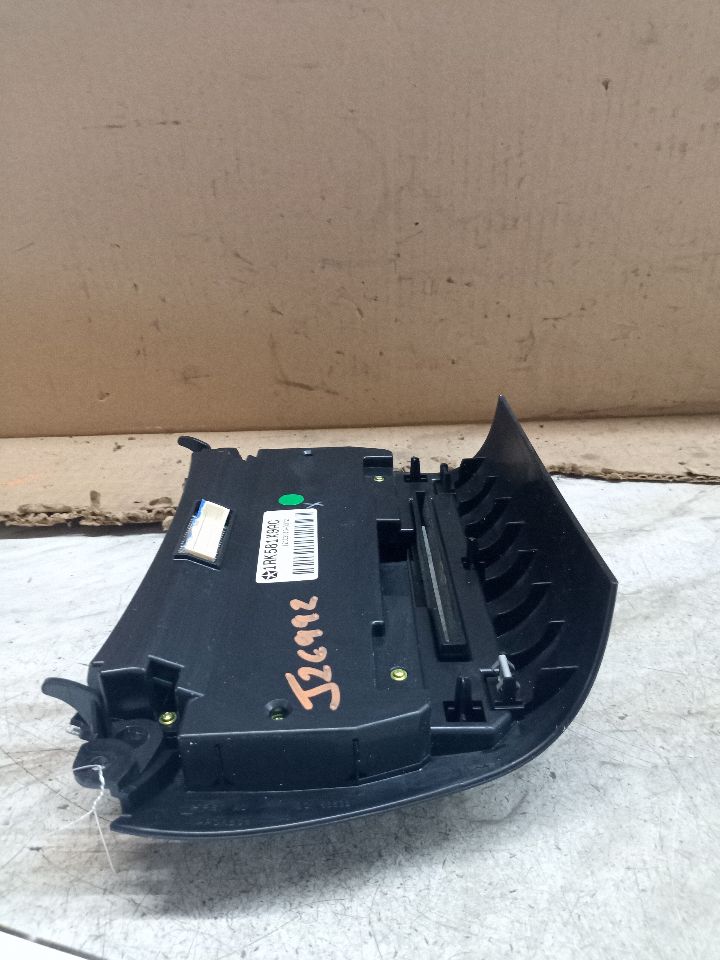 2011 DODGE JOURNEY 6 cyl Gas Flex Fuel 3.6 TEMP CONTROL - 183989 — photo 4