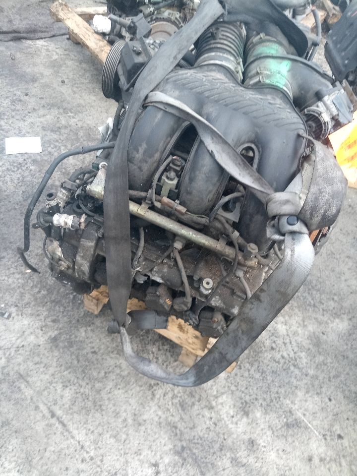 2002 PORSCHE BOXSTER 6cyl Gasoline 2.7 ENGINE ASSEMBLY - 185096 — photo 3