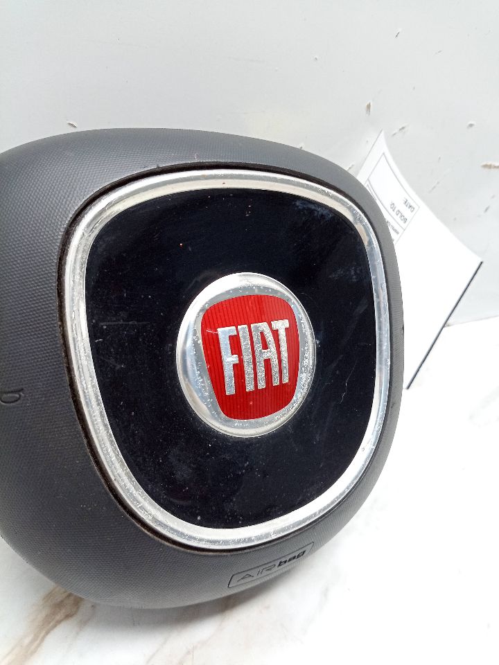 2014 FIAT 500 Left AIR BAG - 18516 — photo 2