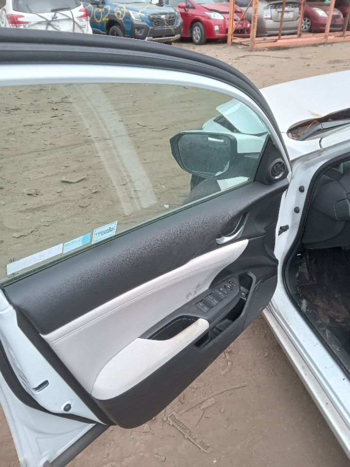 2021 HONDA INSIGHT 1.5L 4cyl Hybrid VVT Right Dr Assm, Rear Side - 185416 — photo 3