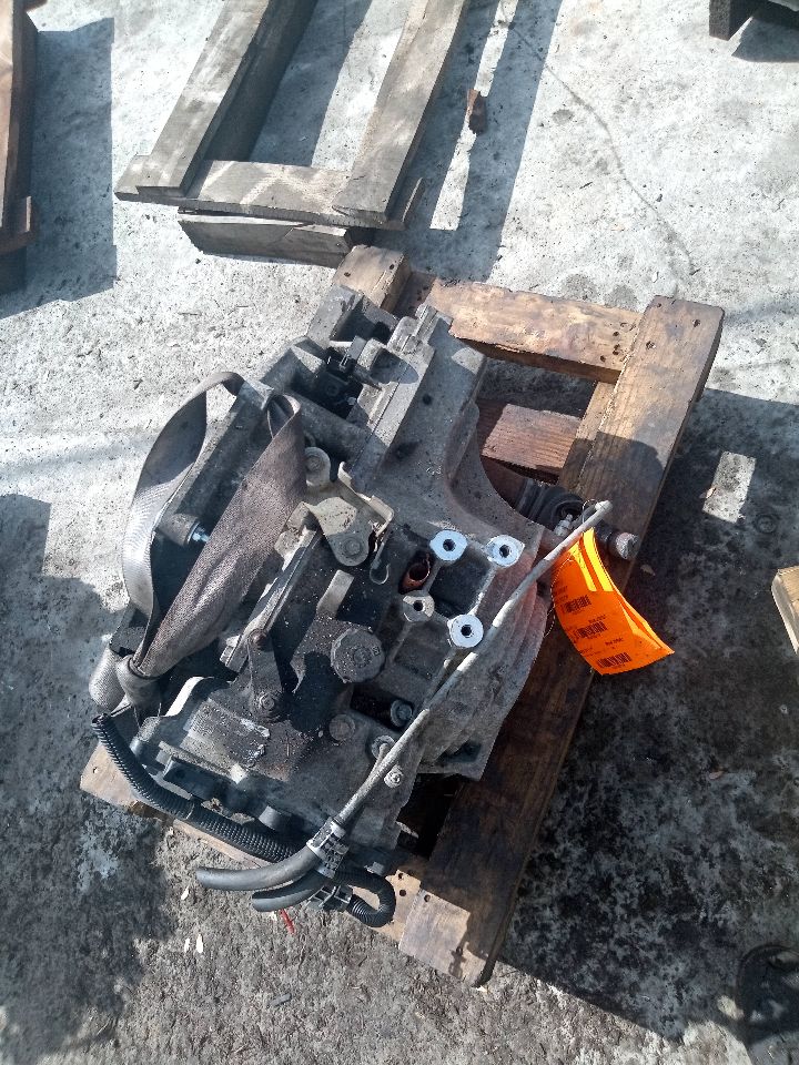 2010 CHEVROLET EQUINOX 4cyl Gasoline 2.4 Transmiss,Transaxle - 185719