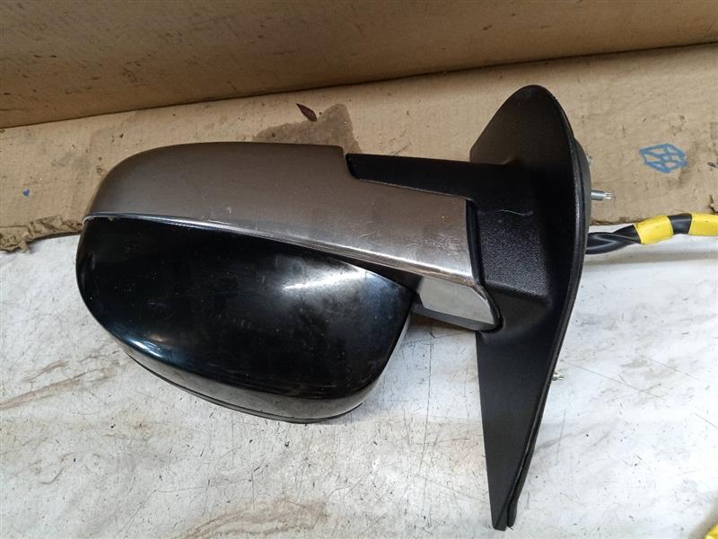 2011 GMC YUKON 8cyl 6.2 liter gasoline Left SIDE VIEW MIRROR - 185936 — photo 3