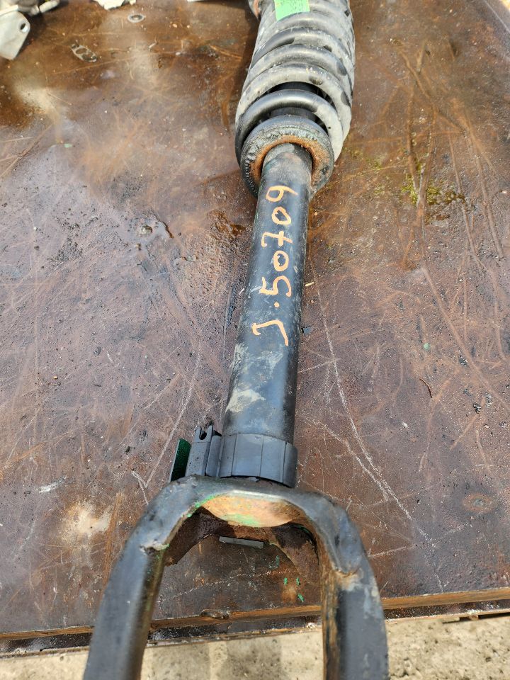 2012 MERCEDES-BENZ ML-CLASS 8cyl Gasoline Turbo 4.6 Left STRUT - 186699