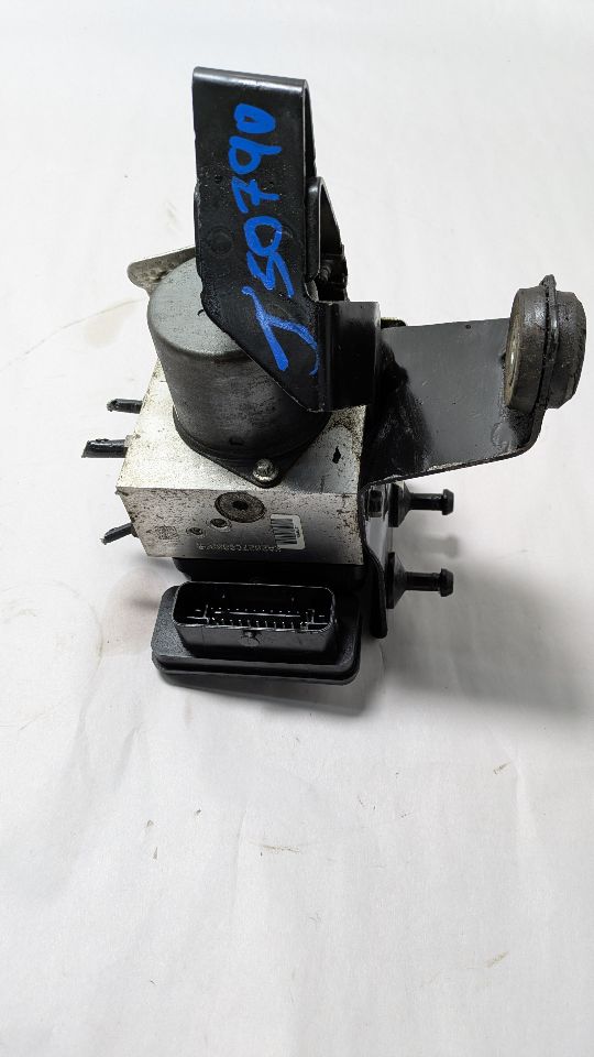 2012 MERCEDES-BENZ ML-CLASS 8cyl Gasoline Turbo 4.6 Anti-lock Brake Pts - 186709