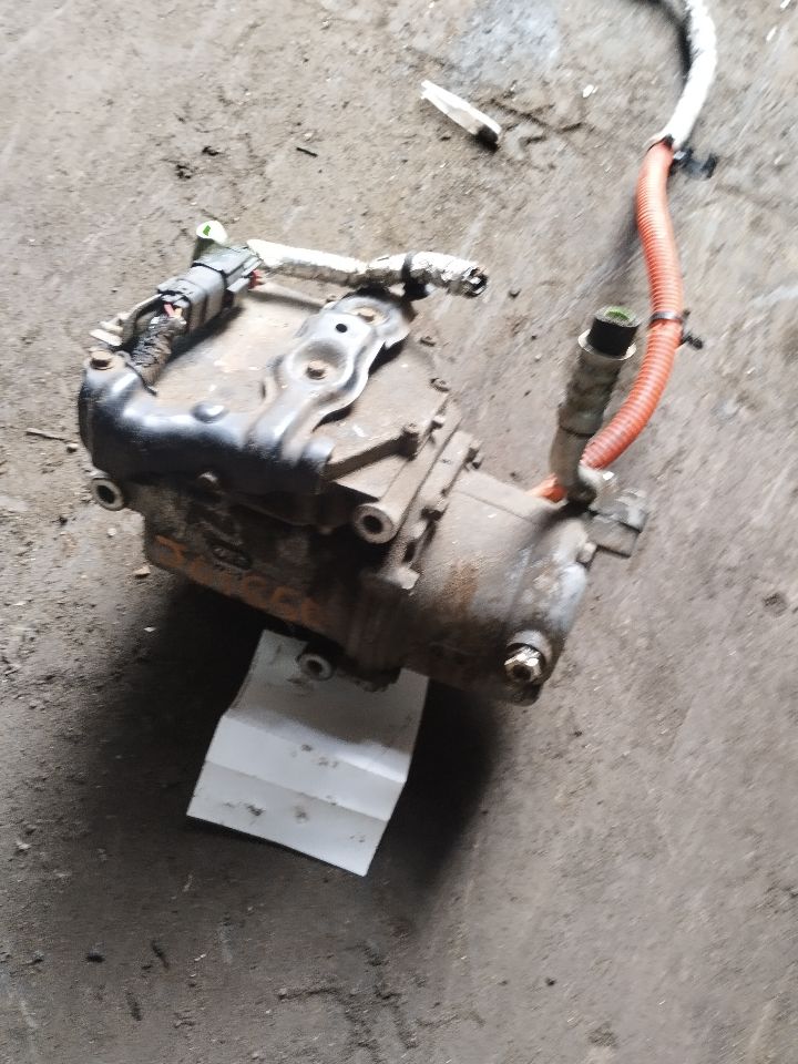 2013 CHEVROLET VOLT 4cyl Electric 1.4 AC COMPRESSOR - 187267 — photo 3