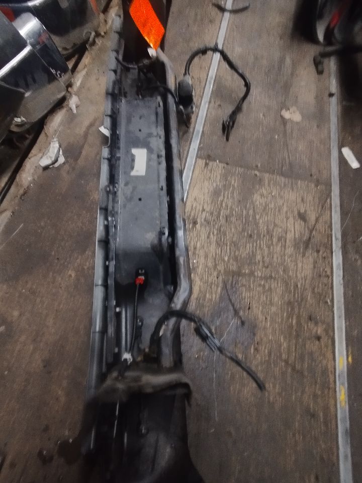 2019 NISSAN FRONTIER 4.0L 6cyl Gasoline VVT BUMPER ASSY, REAR - 188087 — photo 5