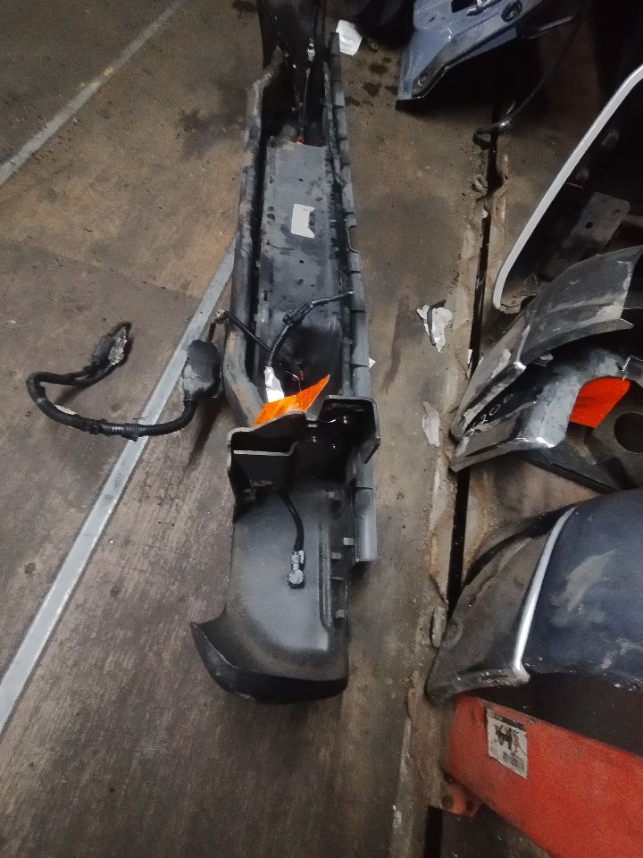 2019 NISSAN FRONTIER 4.0L 6cyl Gasoline VVT BUMPER ASSY, REAR - 188087 — photo 7