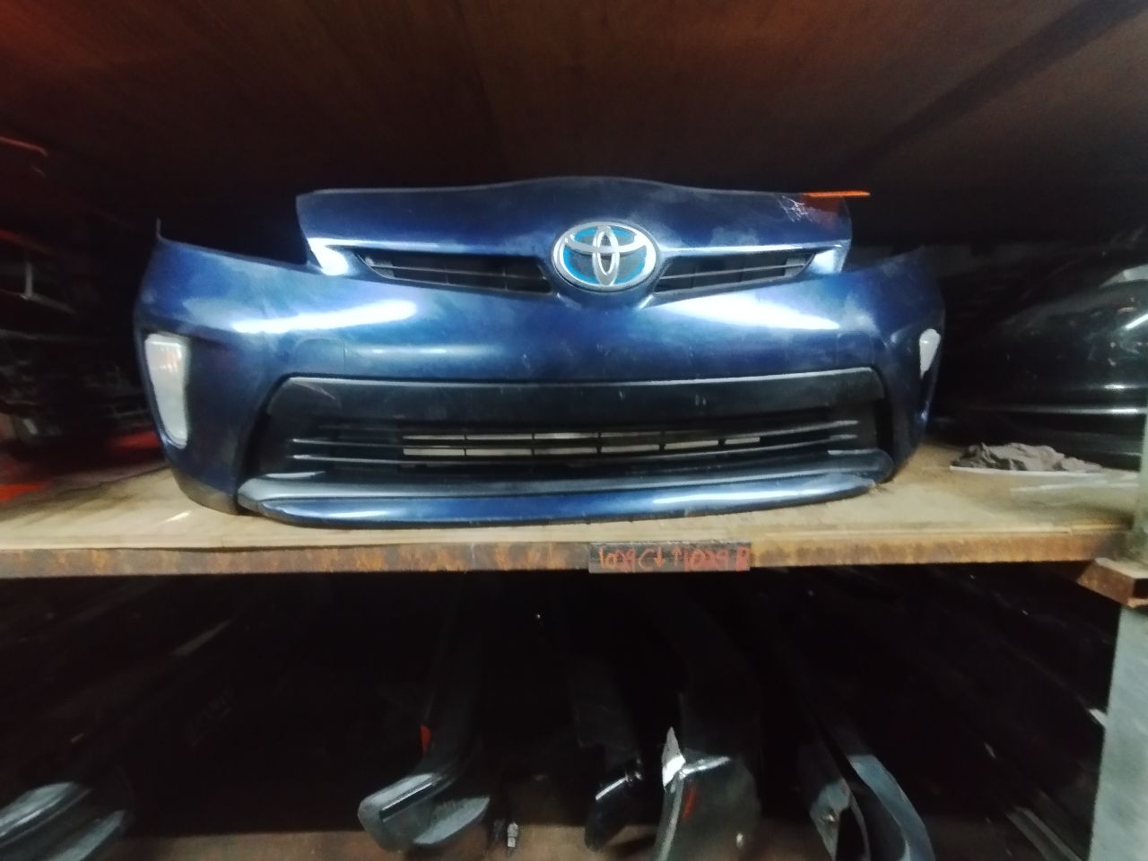 2012 TOYOTA PRIUS BUMPER ASSY, FRONT - 188154 — photo 4