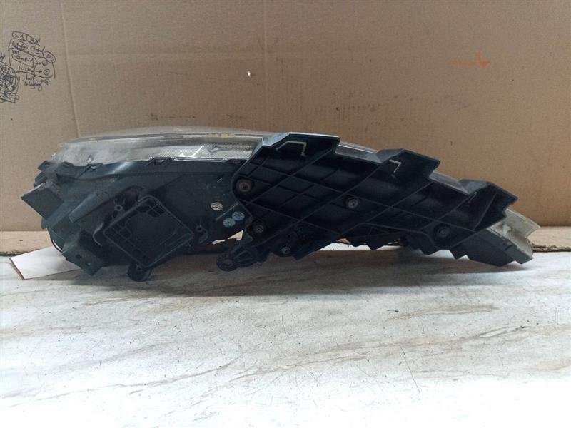 2015 CHRYSLER 200 4cyl Gasoline 2.4 Right HEADLAMP ASSEMBLY - 189452 — photo 7