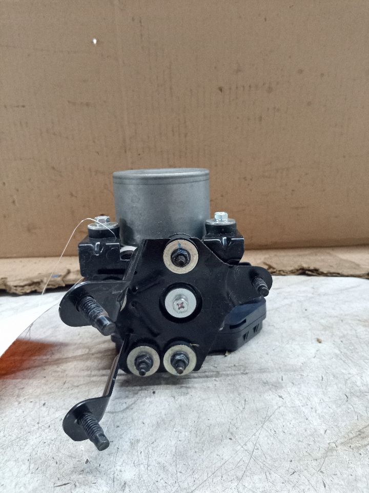 2018 INFINITI Q60 3.0L 6cyl Turbo Gasoline Anti-lock Brake Pts - 190204 — photo 6
