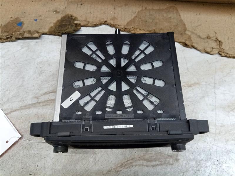 2014 GMC ACADIA 6cyl Gasoline 3.6 Radio Audio - 190229 — photo 3