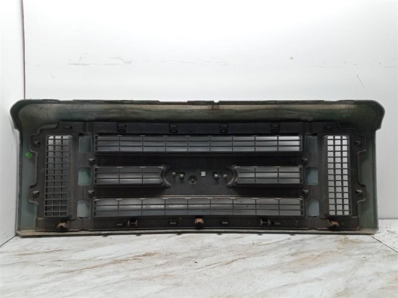 2008 FORD E350 VAN 5.4L 8cyl Gasoline GRILLE - 190257 — photo 3