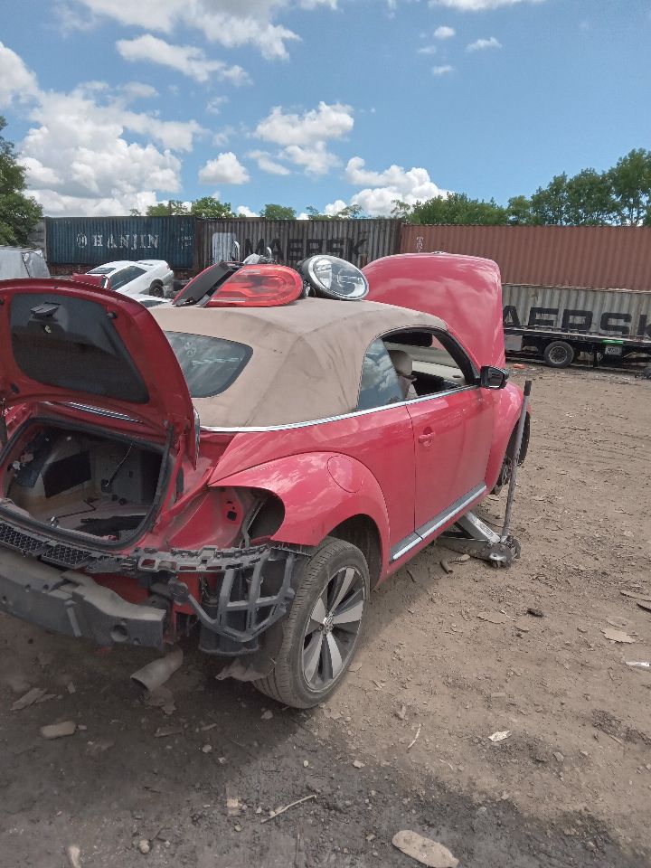 2013 VOLKSWAGEN BEETLE 4cyl Gas Turbo 2.0 PZEV BUMPER ASSY, REAR - 190531 — photo 7