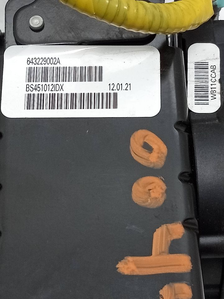 2020 SUBARU LEGACY Seat Belt, Front - 19081 — photo 3