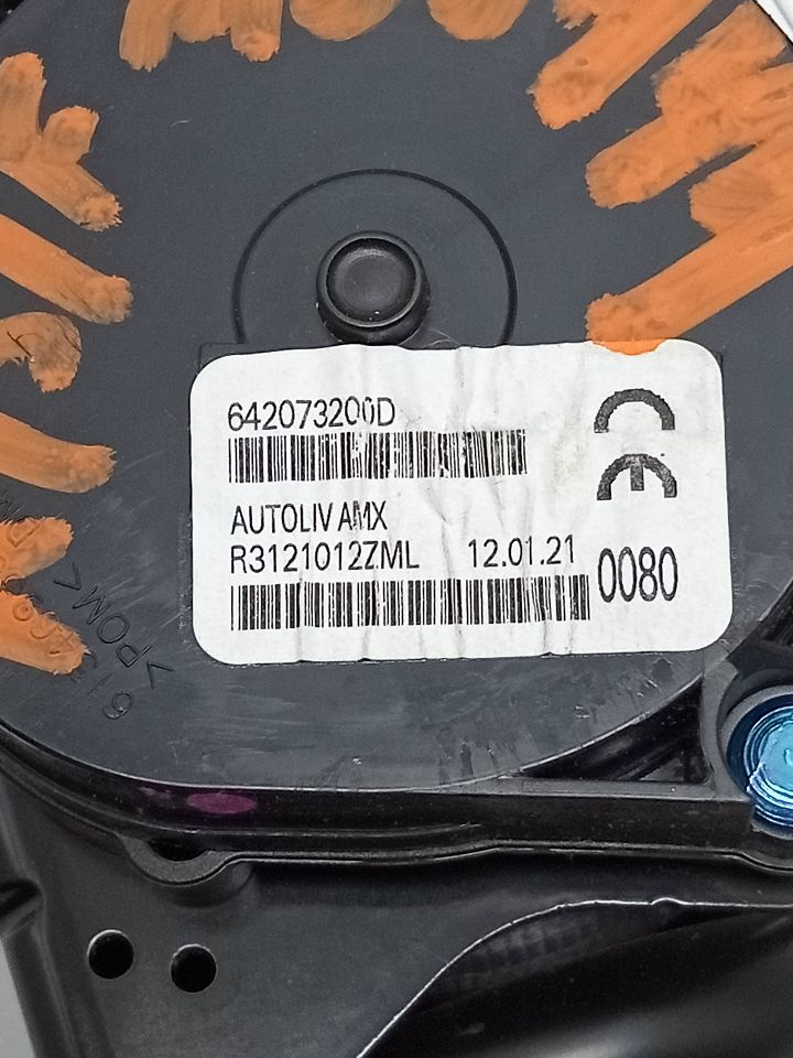 2020 SUBARU LEGACY Seat Belt, Front - 19081 — photo 4