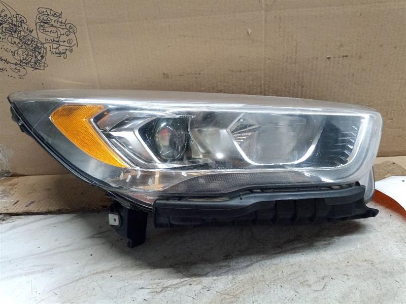 2018 FORD ESCAPE 1.5L 4cyl Turbo Gasoline Right HEADLAMP ASSEMBLY - 191592