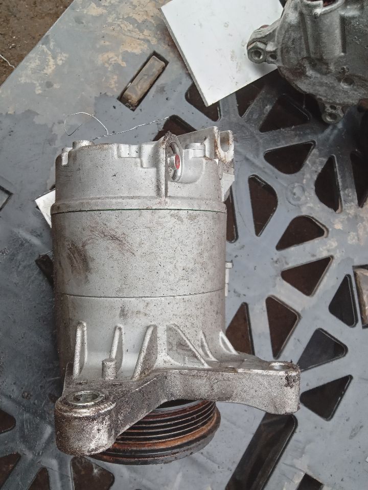 2008 CHEVROLET IMPALA 6cyl Gas 3.9 Liter Flex AC COMPRESSOR - 191633 — photo 3