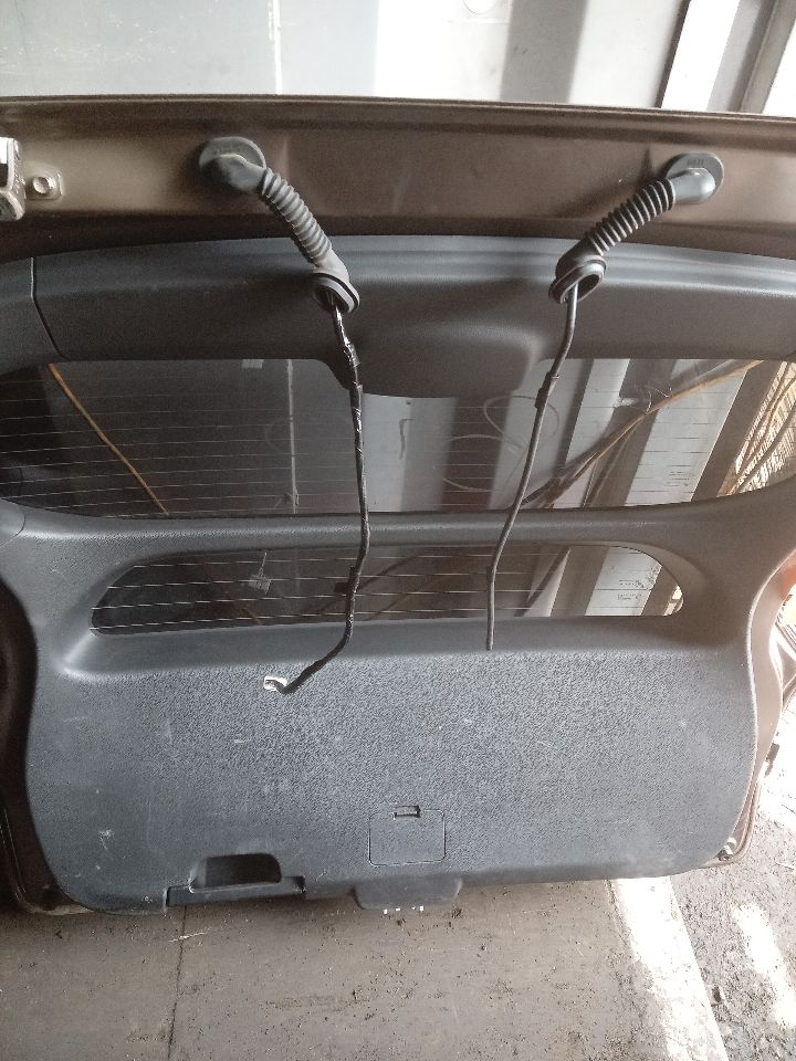 2019 MITSUBISHI ECLIPSE CROSS 1.5L 4cyl Turbo Gasoline Decklid  Tailgate - 191728 — photo 4