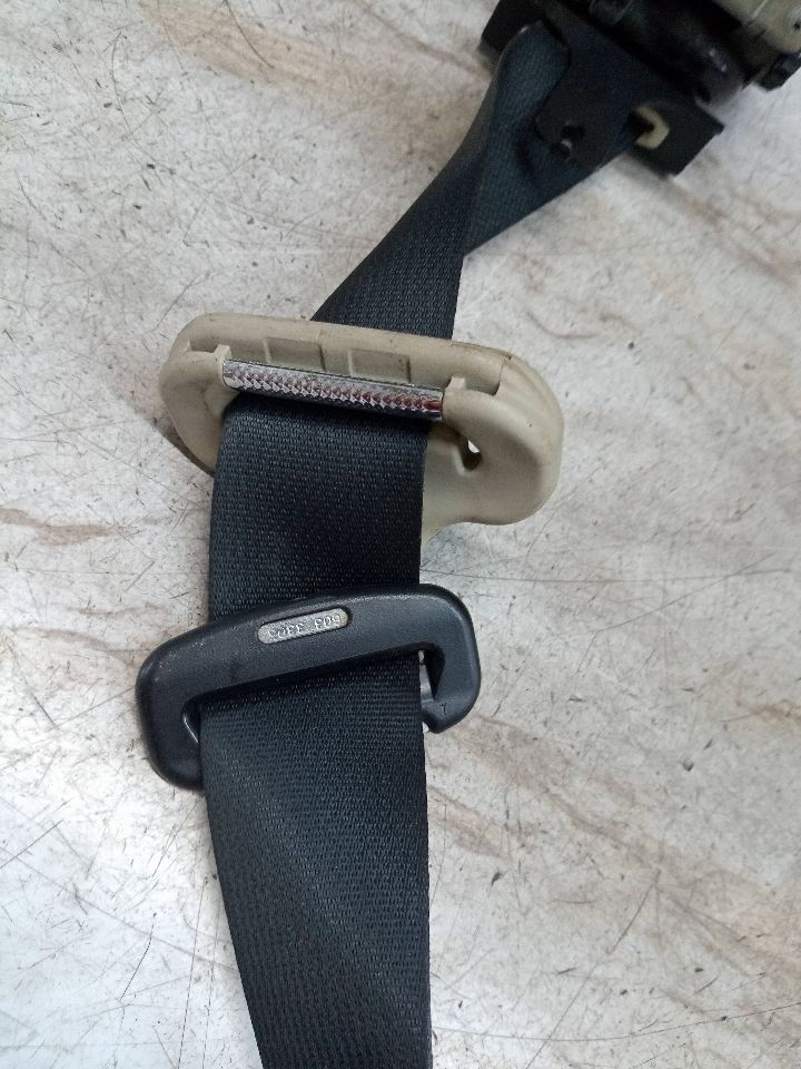 2012 NISSAN ROGUE Seat Belt, Front - 191850 — photo 6