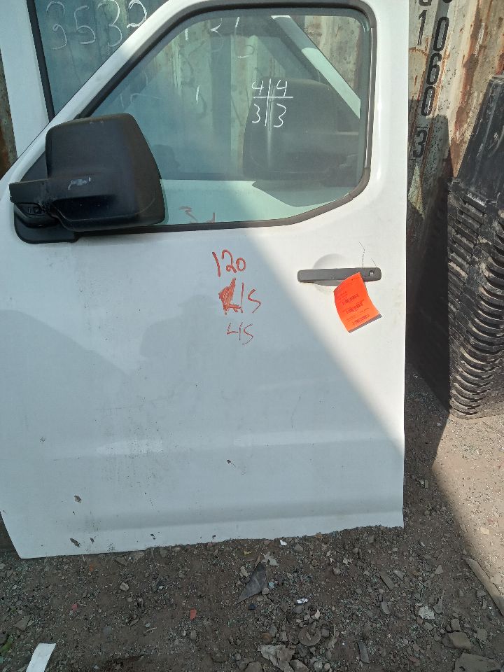 2018 NISSAN NV 2500 4.0L 6cyl Gasoline VVT Left DOOR ASSEMBLY, FR - 192477