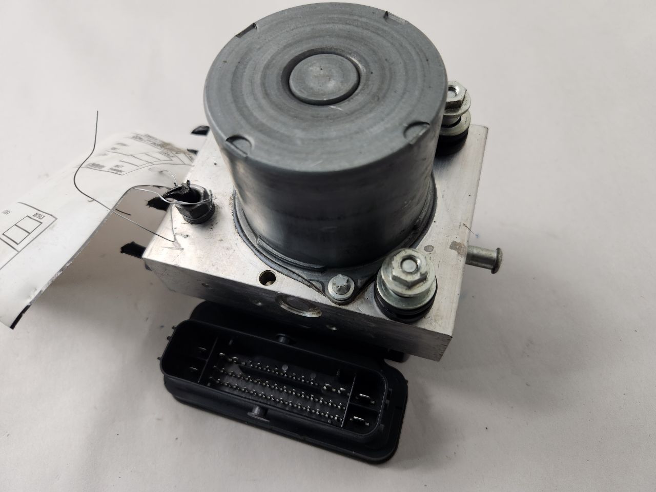 2018 MASERATI QUATTROPO 3.0L 6cyl Turbo Gasoline Anti-lock Brake Pts - 192532 — photo 2