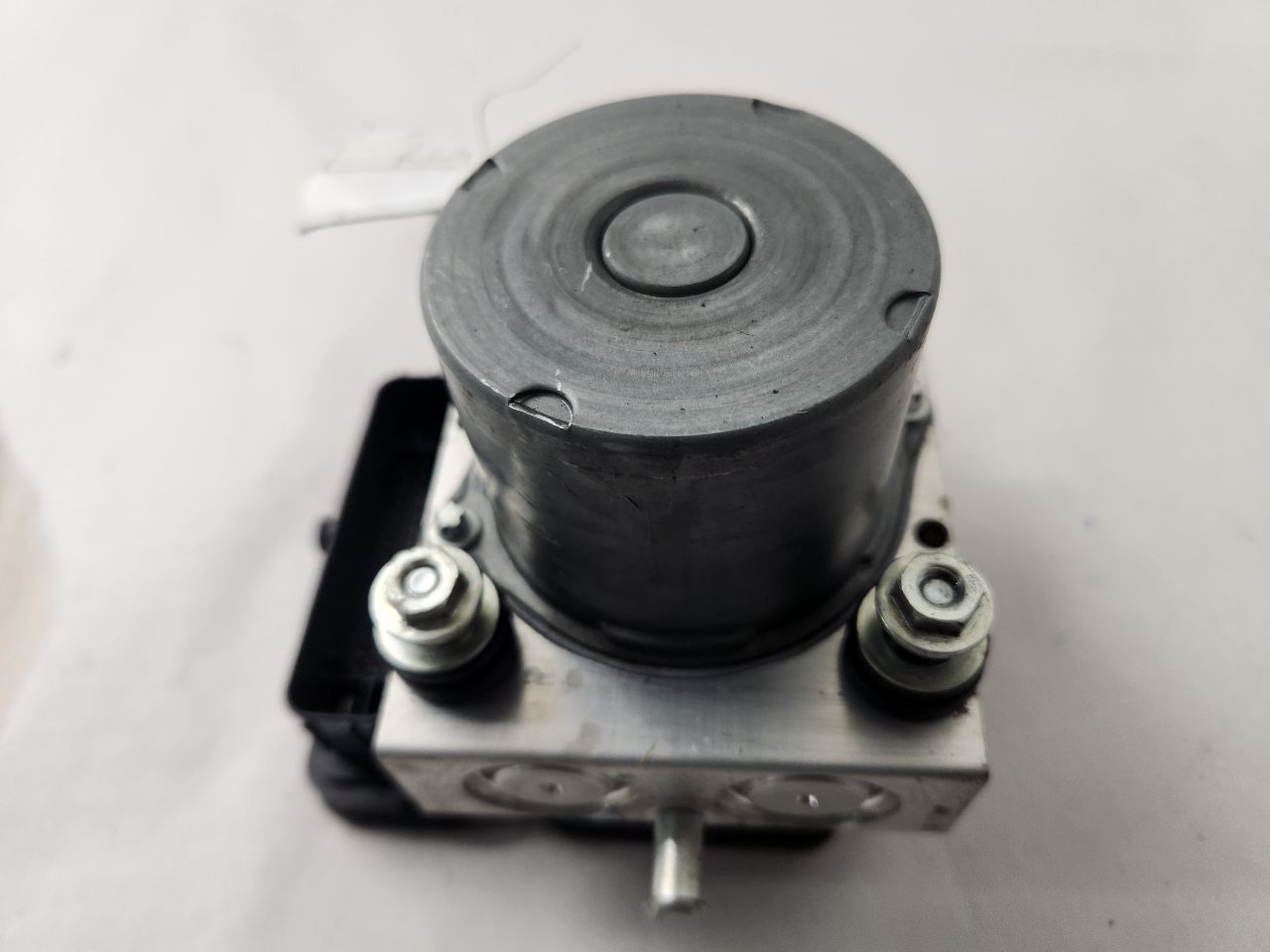 2018 MASERATI QUATTROPO 3.0L 6cyl Turbo Gasoline Anti-lock Brake Pts - 192532 — photo 3